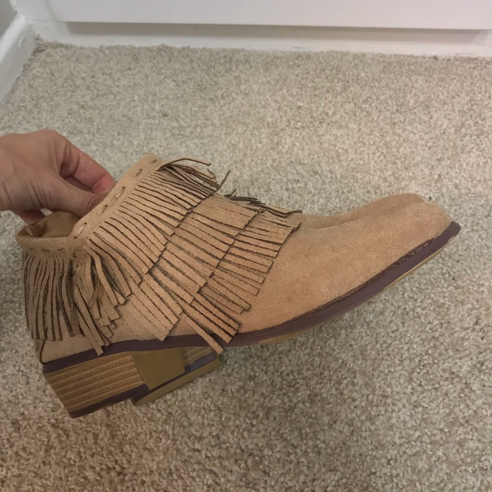 LAST 1!Fringe Bohemian Vegan Suede Tan Ankle Boots - Picture 7 of 12